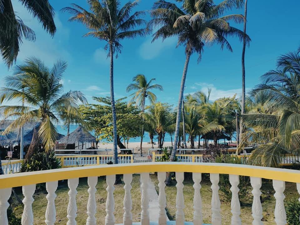 Hotel Lulu Beach à Corn Island Extérieur photo
