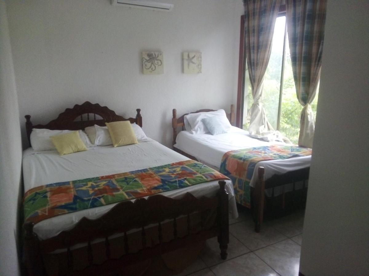 Hotel Lulu Beach à Corn Island Extérieur photo
