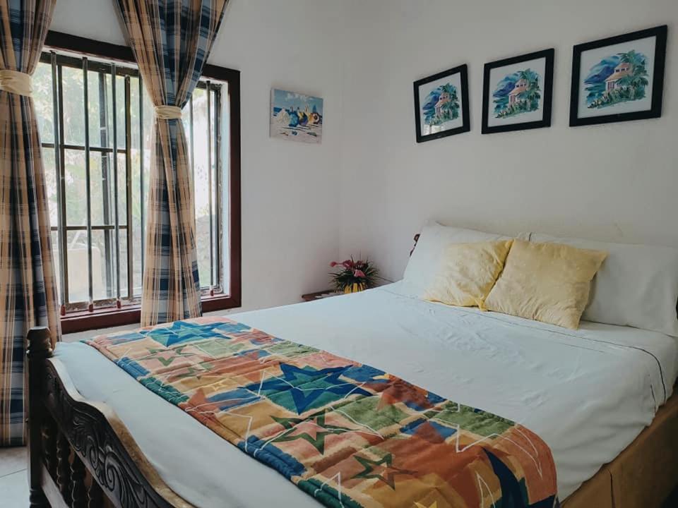 Hotel Lulu Beach à Corn Island Extérieur photo