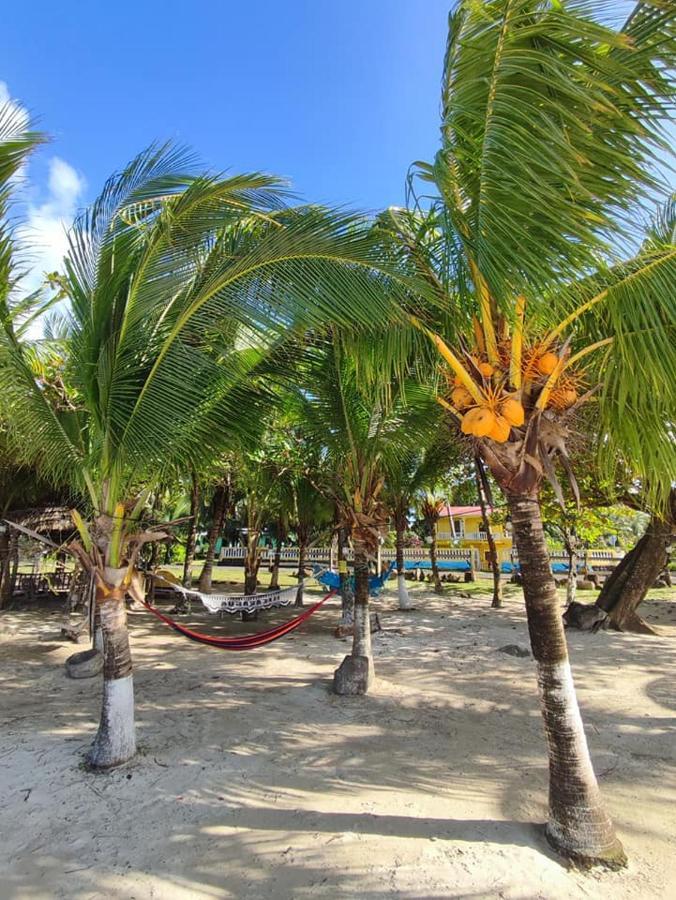 Hotel Lulu Beach à Corn Island Extérieur photo